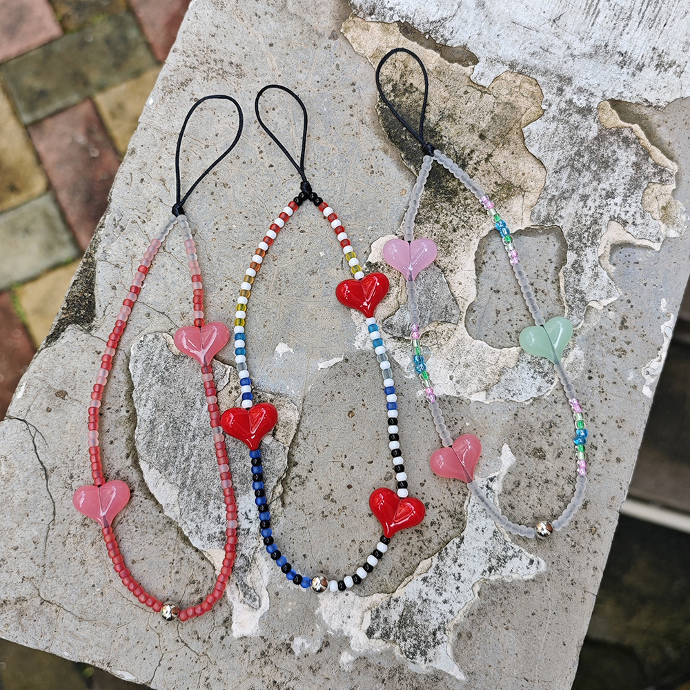 Phone Accessories For Teen Girls - HERLOOK Y2K Beaded Heart Phone Charm