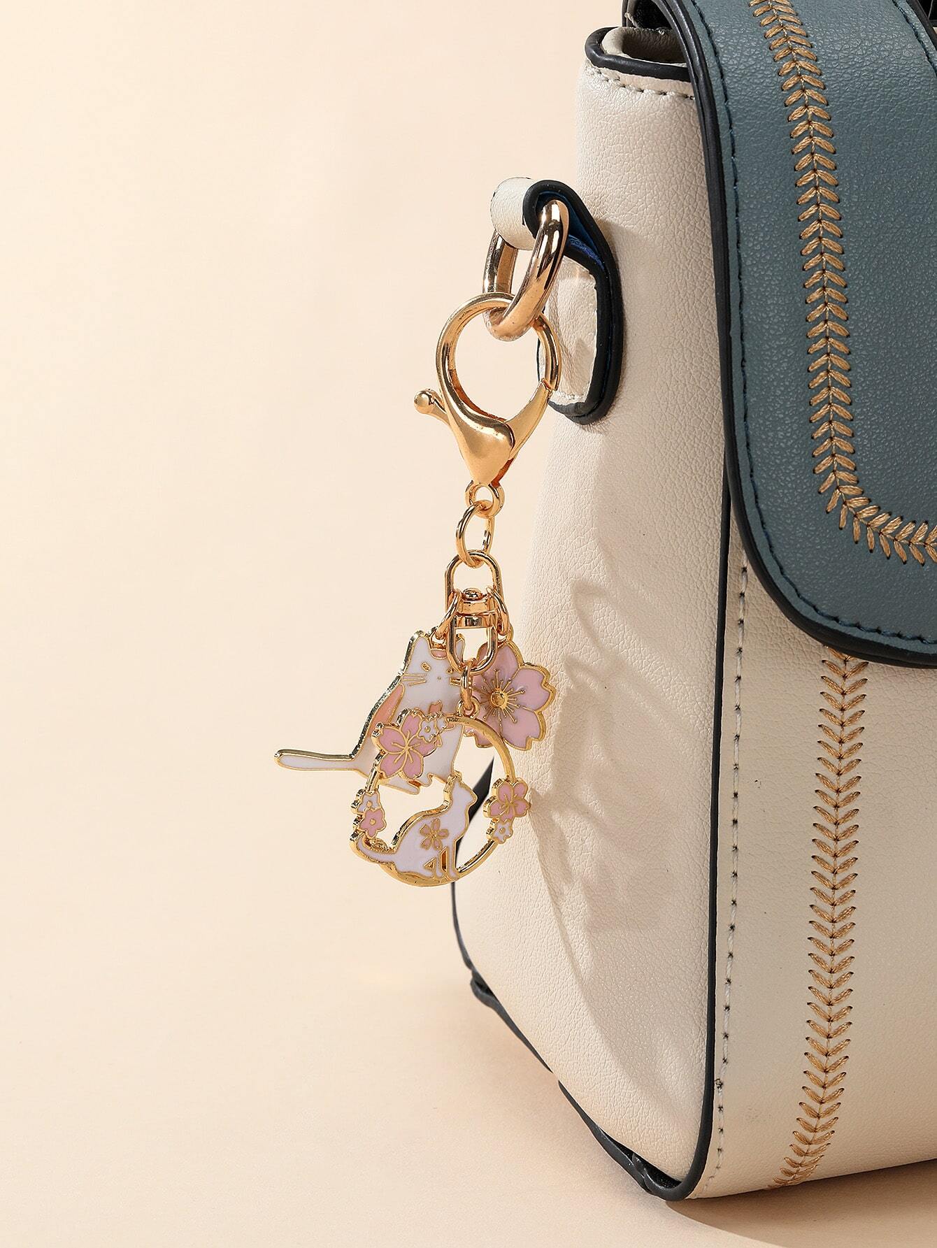 Cat & Flower Decor Bag Charm K - مراجعة Phone Accessories For Teen Girls وسعره