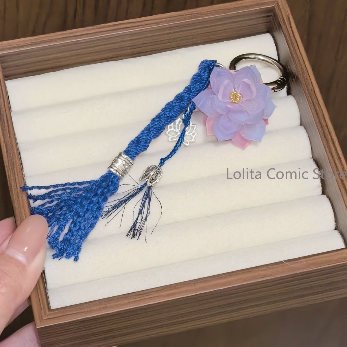 Anime Love and Deepspace Caleb - مراجعة Phone Accessories In China وسعره
