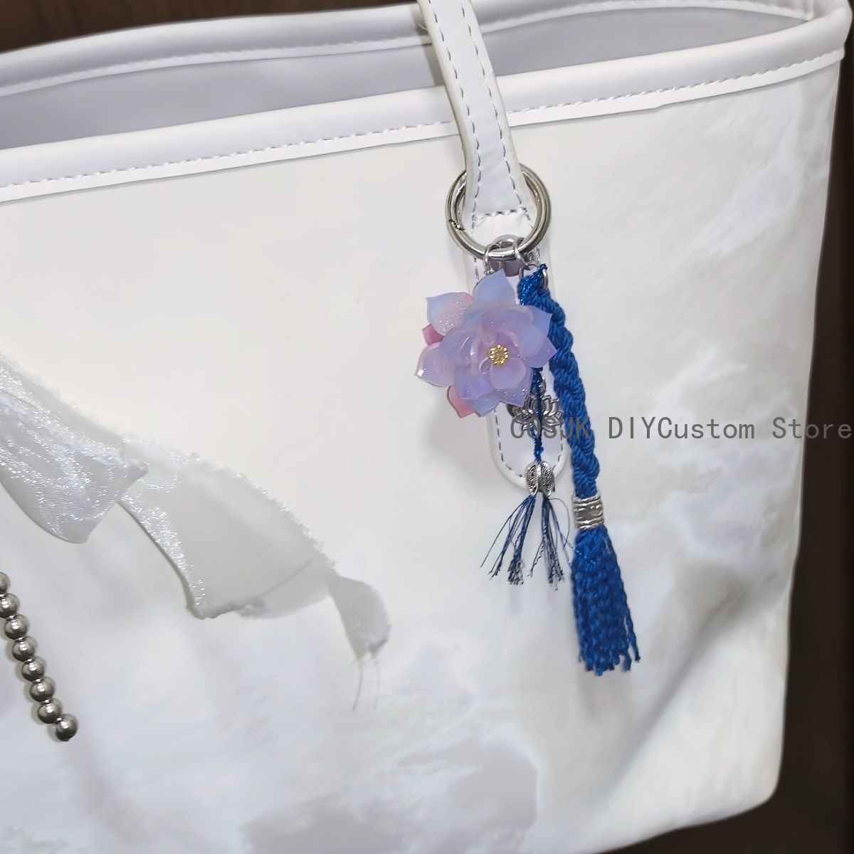 Anime Love and Deepspace Caleb - مراجعة Phone Accessories Keychain وسعره